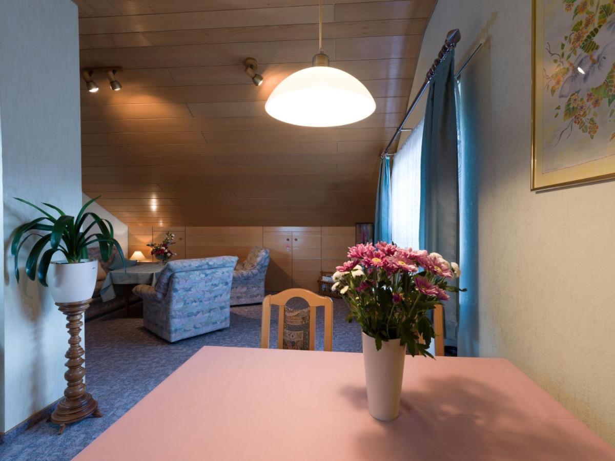 Ferienwohnung Christel Lorenz Merzig Exterior foto